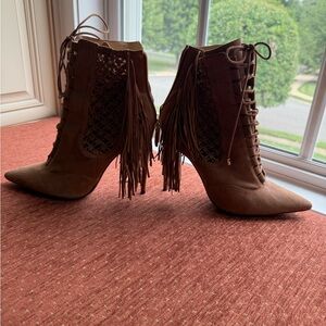 Fringe Lace-Up Pointed Toe Ankle Boots - Brown